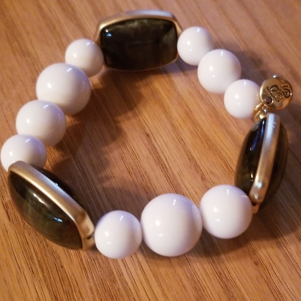 Bracelet - never worn